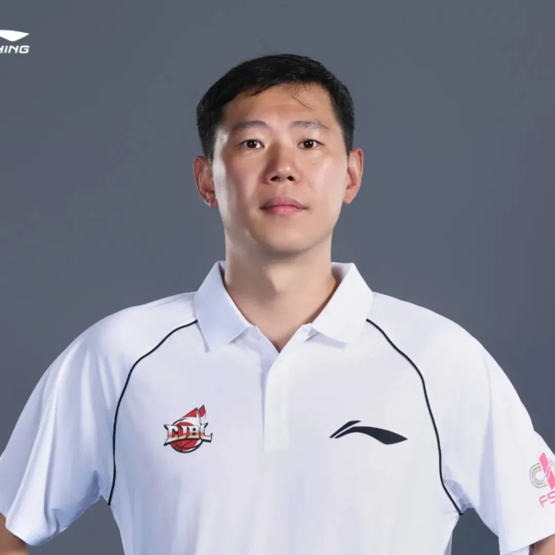 如何通过篮球训练和心理辅导提升自信_0